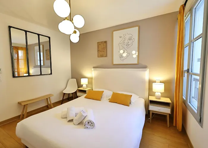 Le Nathalia - T3 4 étoiles, Vue Port De *