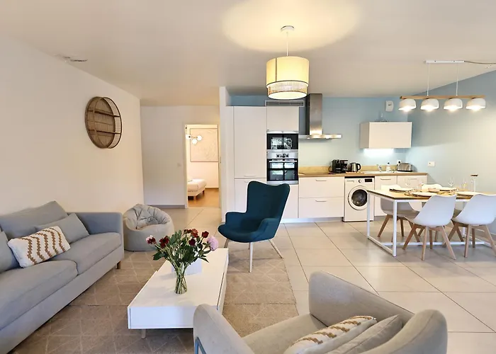 Le Nathalia - T3 4 étoiles, Vue Port De Appartement *