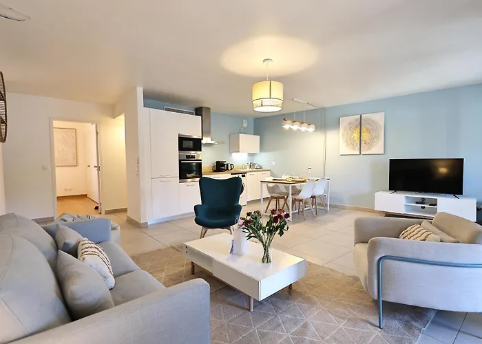 Le Nathalia - T3 4 étoiles, Vue Port De