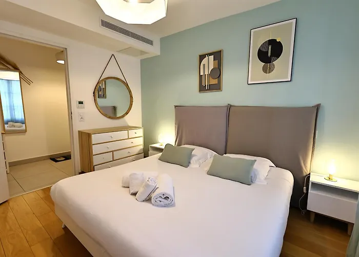 Le Nathalia - T3 4 étoiles, Vue Port De * Bonifacio (Corsica)