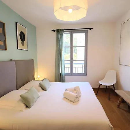 Apartment Le Nathalia - T3 4 Etoiles, Vue Port De *